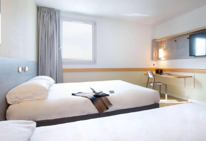 Отель Ibis Budget Fréjus St Raphaël Centre