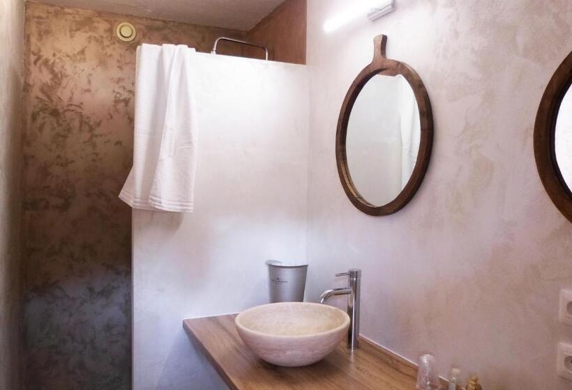 ホテル Les Ambres