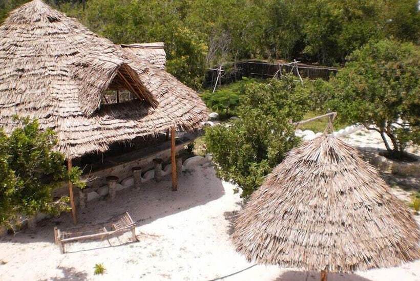 Hotel Mfumbwi Backpacker Lodge