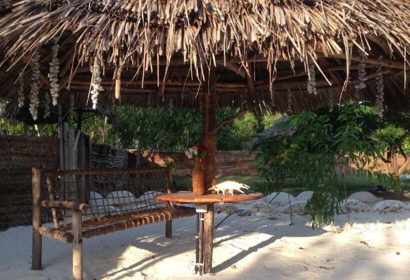 Hotel Mfumbwi Backpacker Lodge