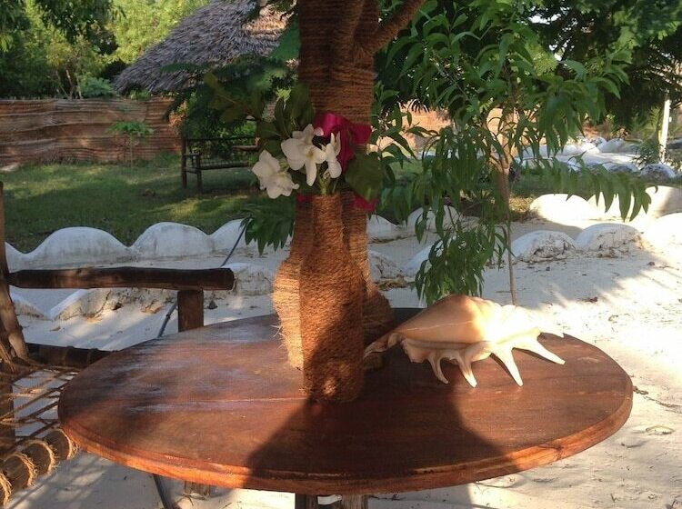 Hotel Mfumbwi Backpacker Lodge