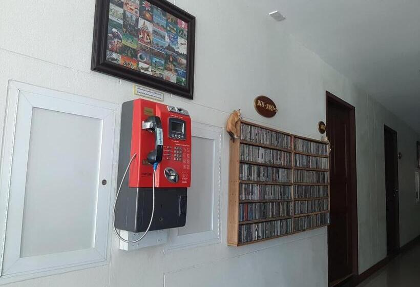 Hotel Narai Iyara Palace