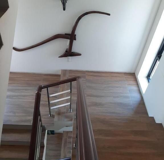 Hotel Narai Iyara Palace