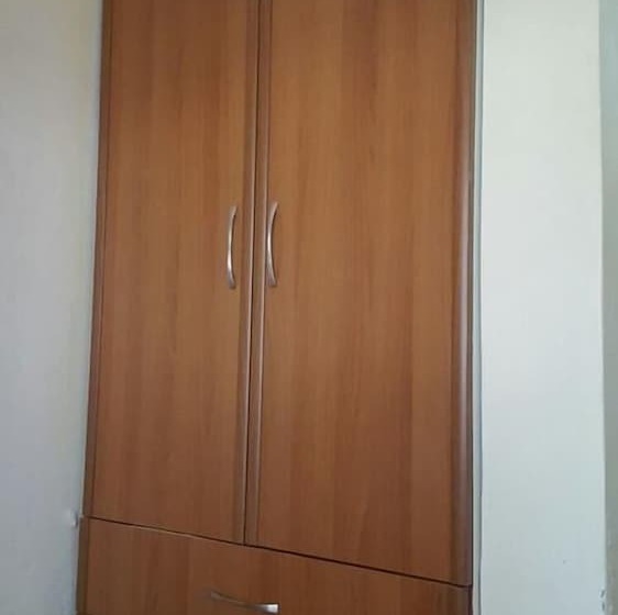 هتل Paula Guest House