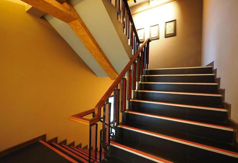 Отель Ps Sriphu