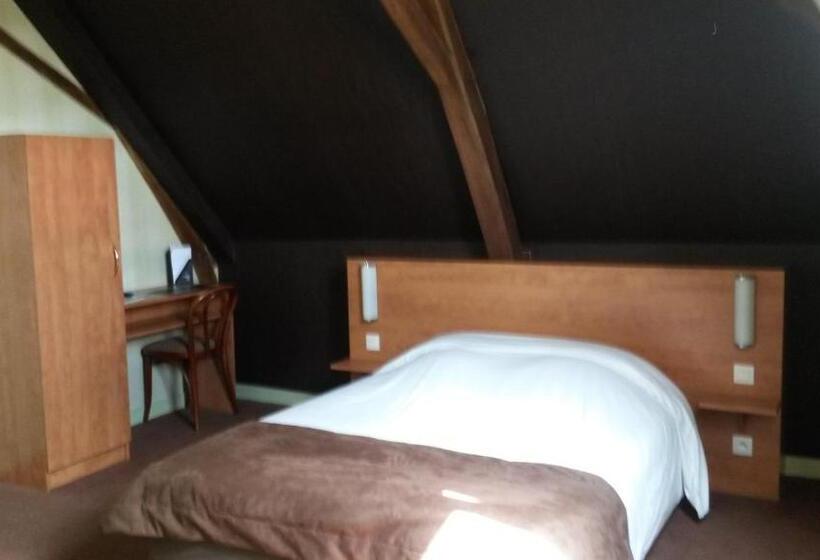 호텔 Restaurant Creperie Du Chateau