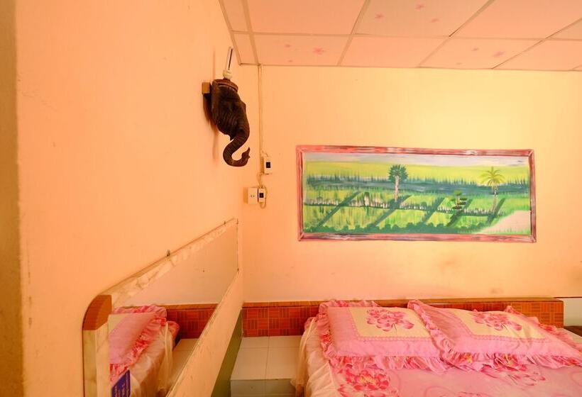 בית מלון כפרי Sangthong Resort