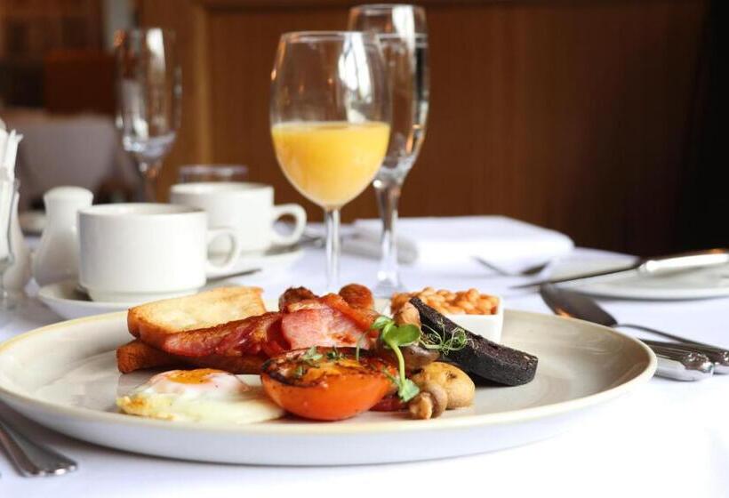 호텔 The Boars Head