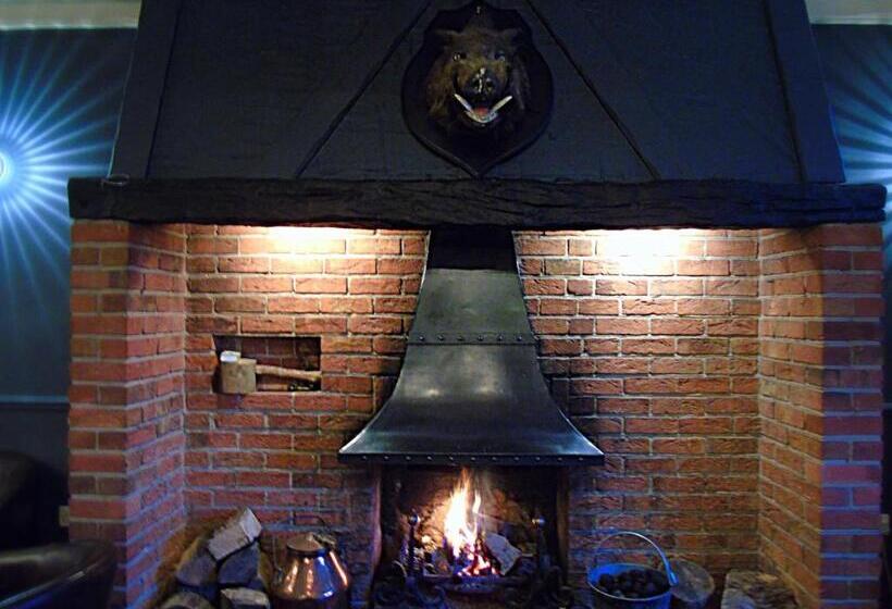 호텔 The Boars Head