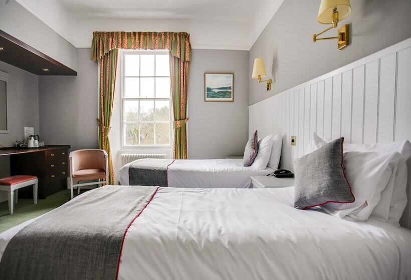 Отель The Murray Arms