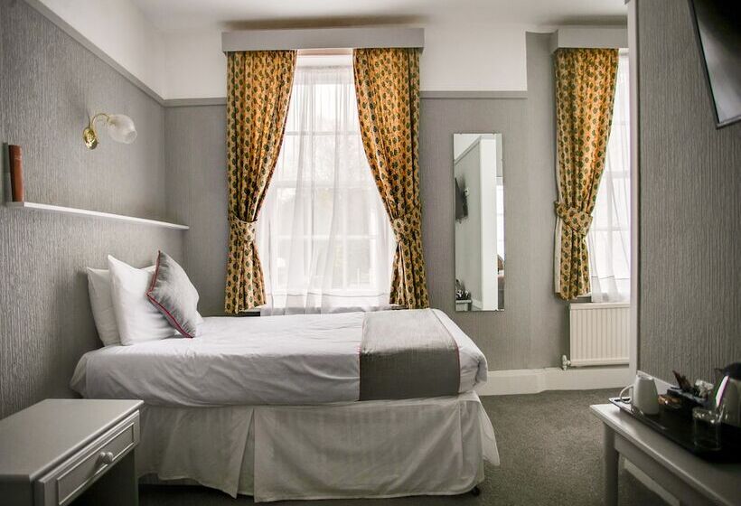 Отель The Murray Arms