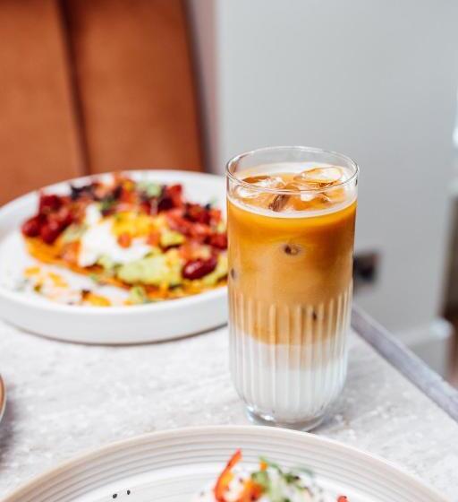 Отель The Nines