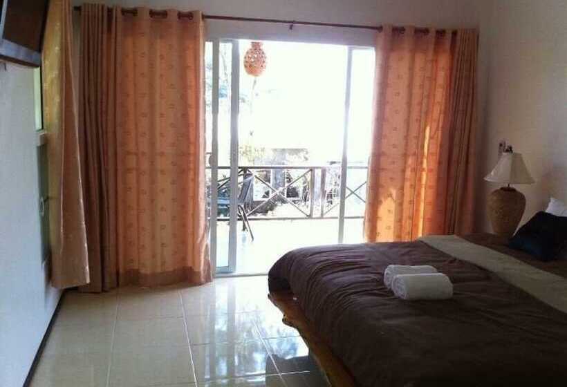 هتل The Relax Khaoyai Resort