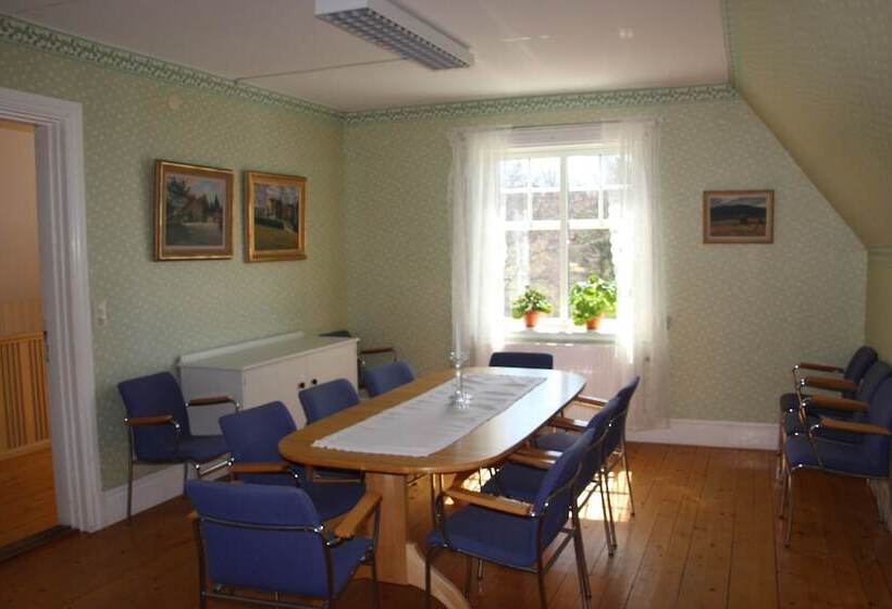 בית מלון כפרי Uskavigården