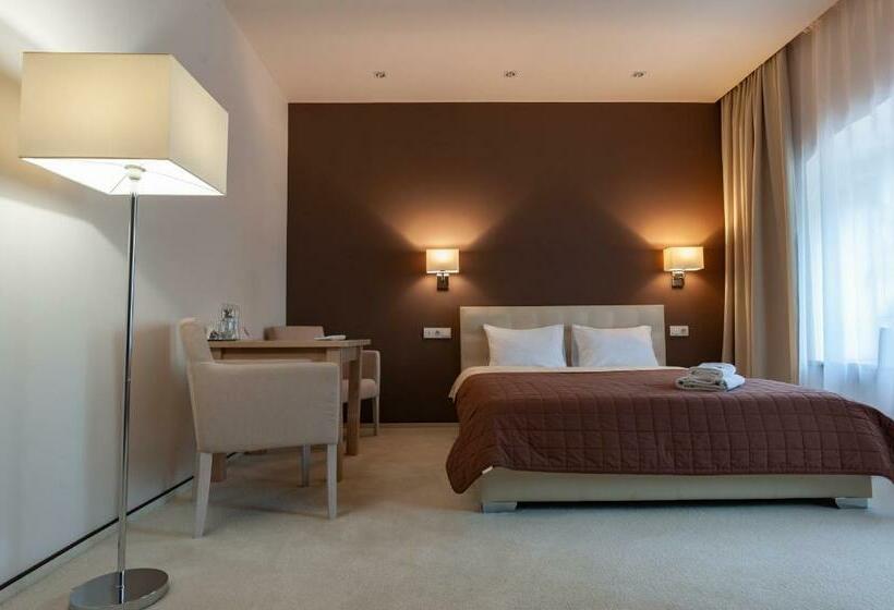 ホテル Voskresensky