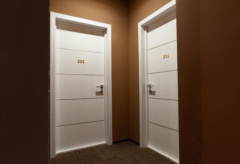 ホテル Voskresensky