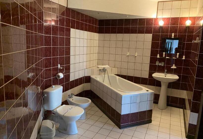 ホテル Voskresensky