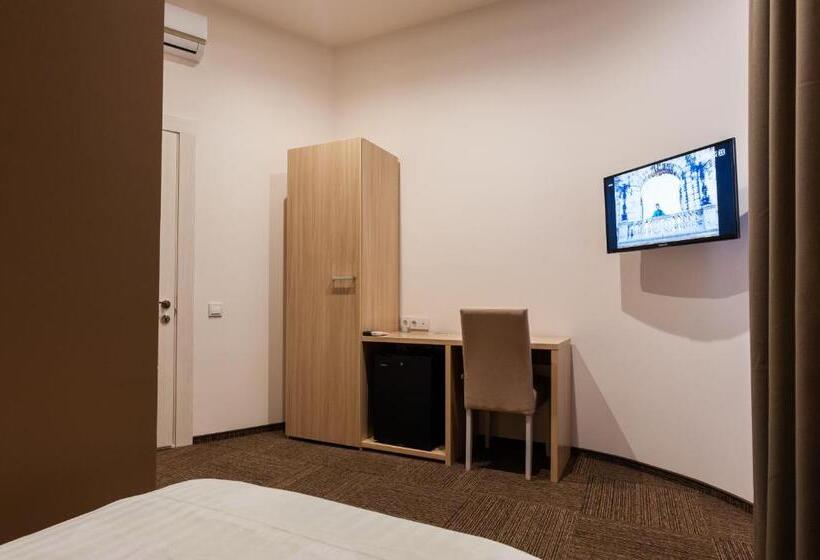 ホテル Voskresensky