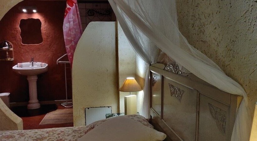 La Balancelle Gîtes Piscine