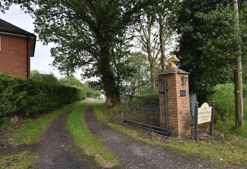 Little Rushbrook Cottages