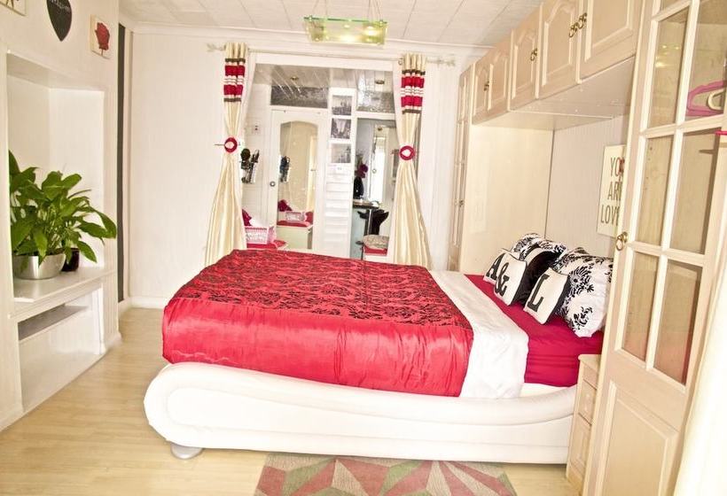 بنسيون A & L Lodgings