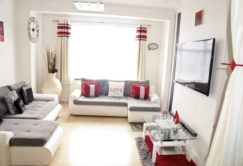 بنسيون A & L Lodgings