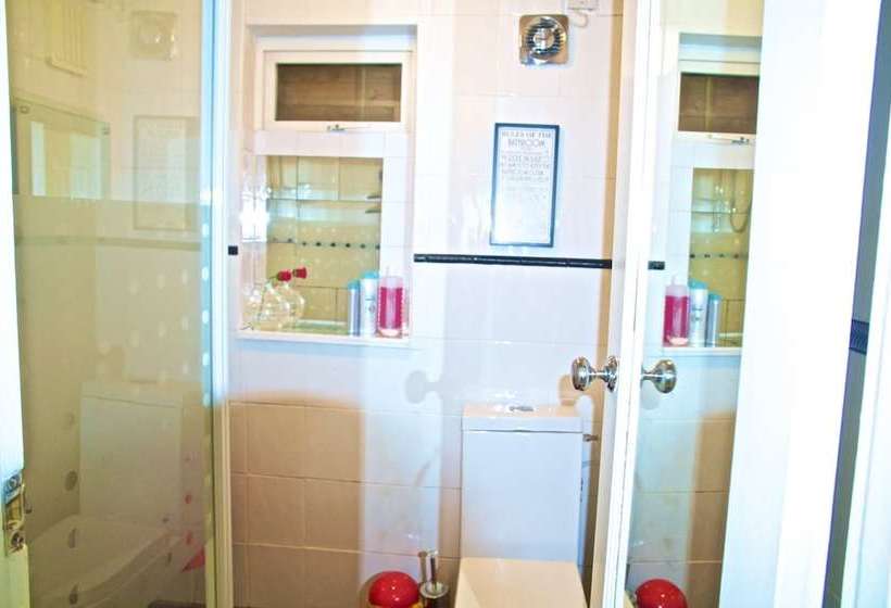 بنسيون A & L Lodgings