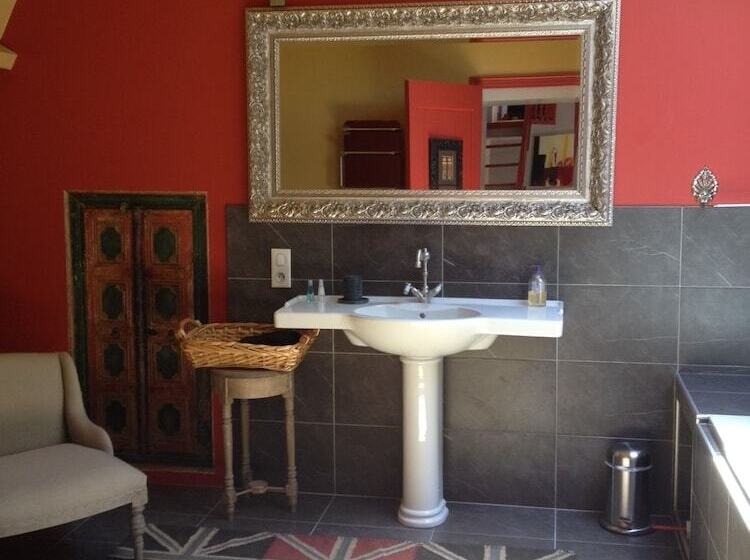 Пансион Chateau Ladausse