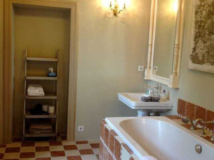 Пансион Chateau Ladausse