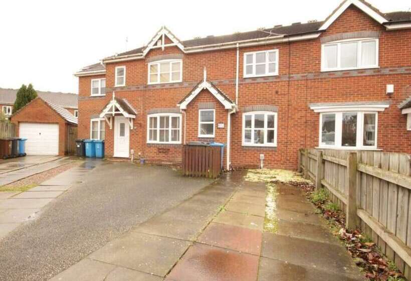 膳宿费 Fantastic 2 Bed House In Hull. Garden, Sky Tv