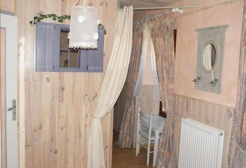 펜션 Gîte Auberge Les Terres Blanches De Méolans