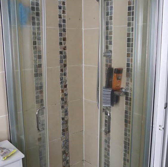 ペンション Jaylets Budget Earl Shilton