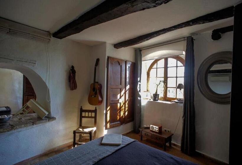 Пансион La Maison Aux Bonsais