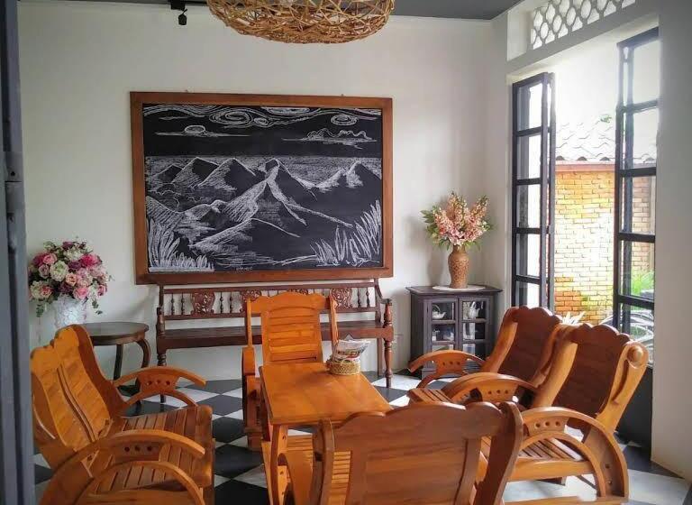 膳宿费 Phumin Place