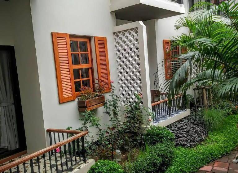 膳宿费 Phumin Place