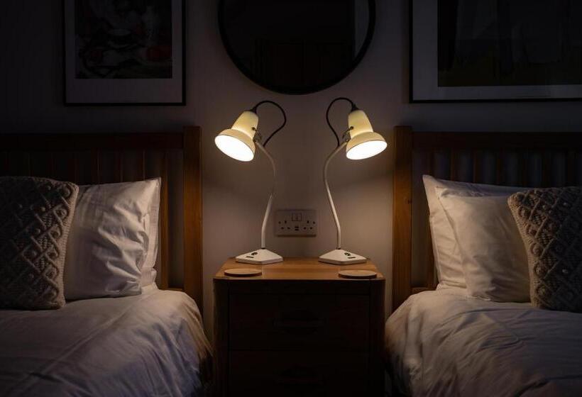 Пансион Roskhill House