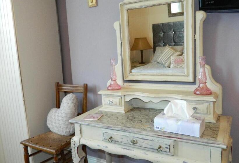 פנסיון Stoneway Guest House