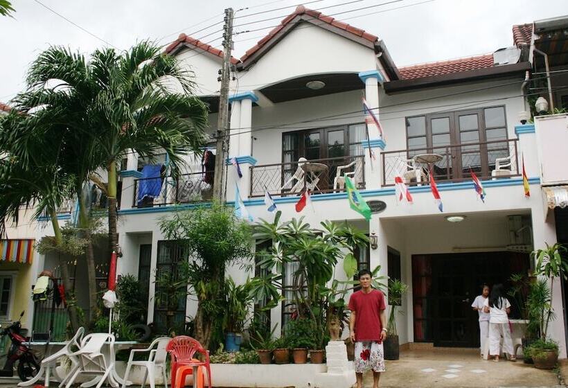 بنسيون Summer Breeze Inn