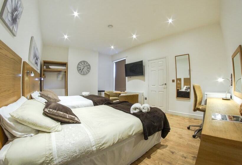 膳宿费 Tunnard House