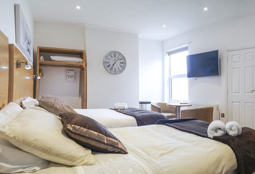 膳宿费 Tunnard House