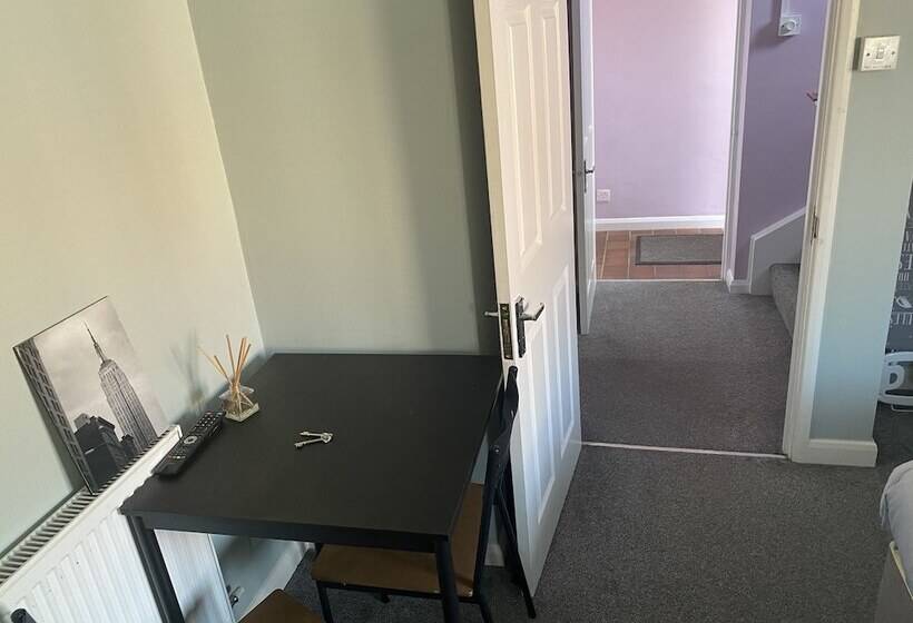 بنسيون Wellbrook Rooms