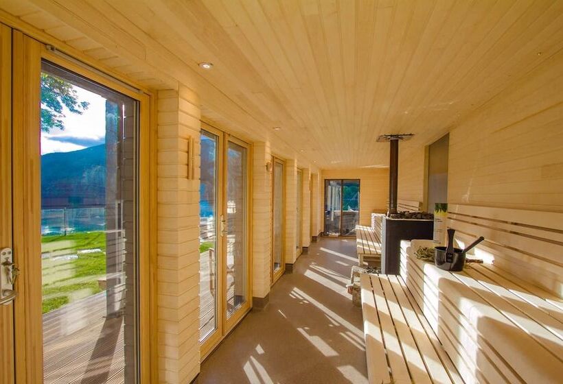 Taymouth Marina 1 Lawers View