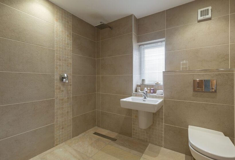 The Queens View Luxury B&b