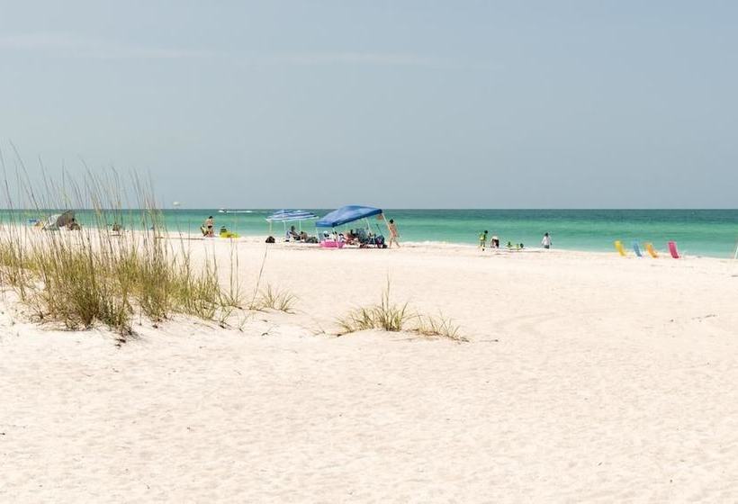 Am Beach Place Unit 3