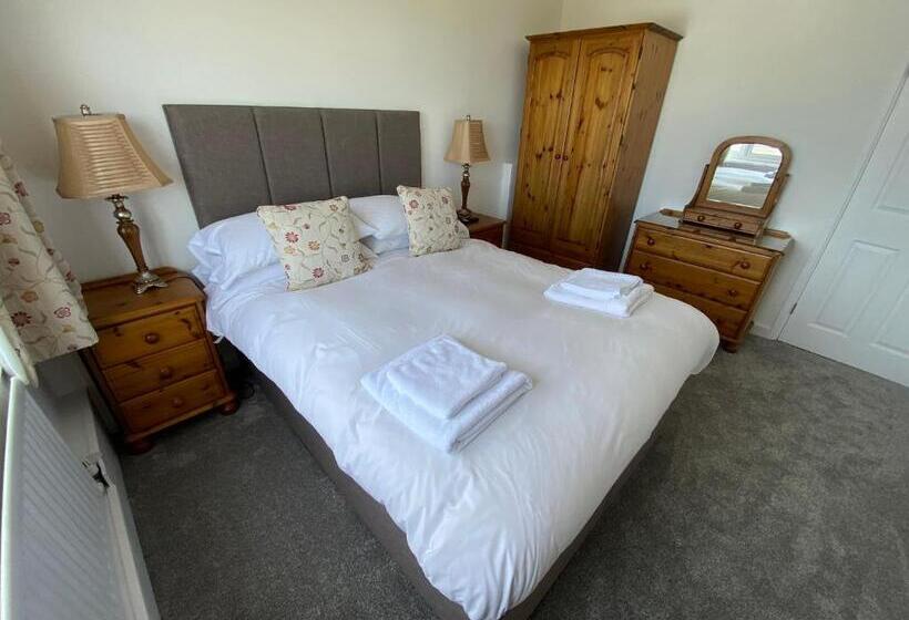 Beau Vallon Holiday Apartments