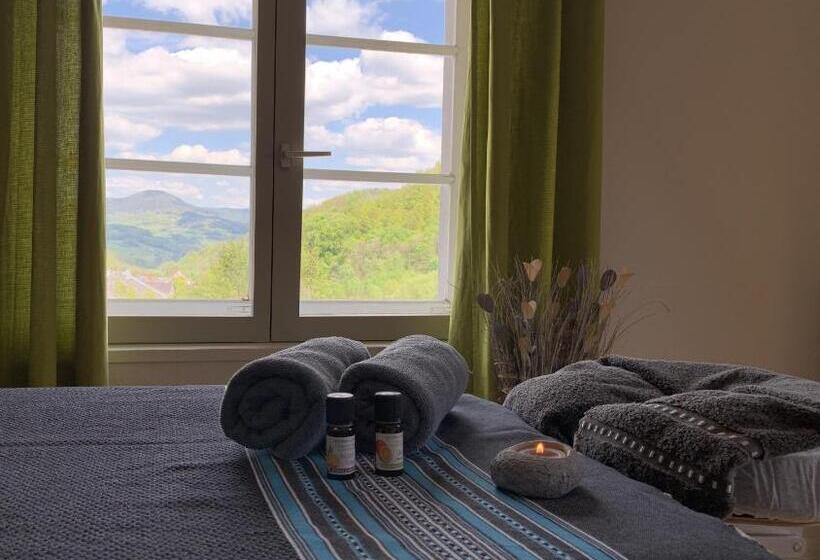 مبيت وإفطار Chambres D Hôtes Les Ecrins