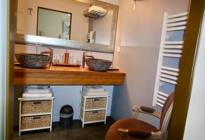 مبيت وإفطار Chambres D Hôtes Les Ecrins