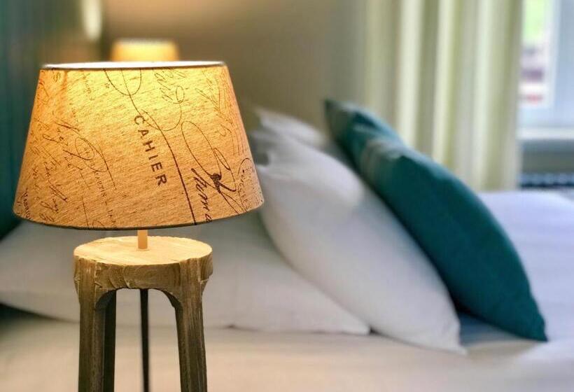 مبيت وإفطار Chambres D Hôtes Les Ecrins