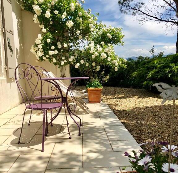 ベッドアンドブレックファースト Le Domaine De Tini