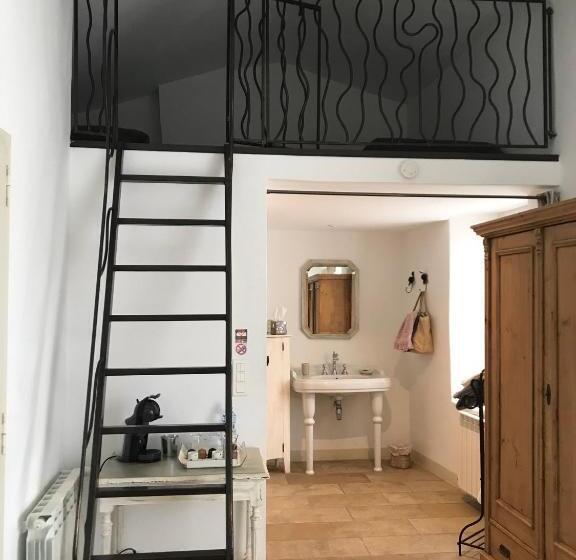 ベッドアンドブレックファースト Le Moulin Des Sources